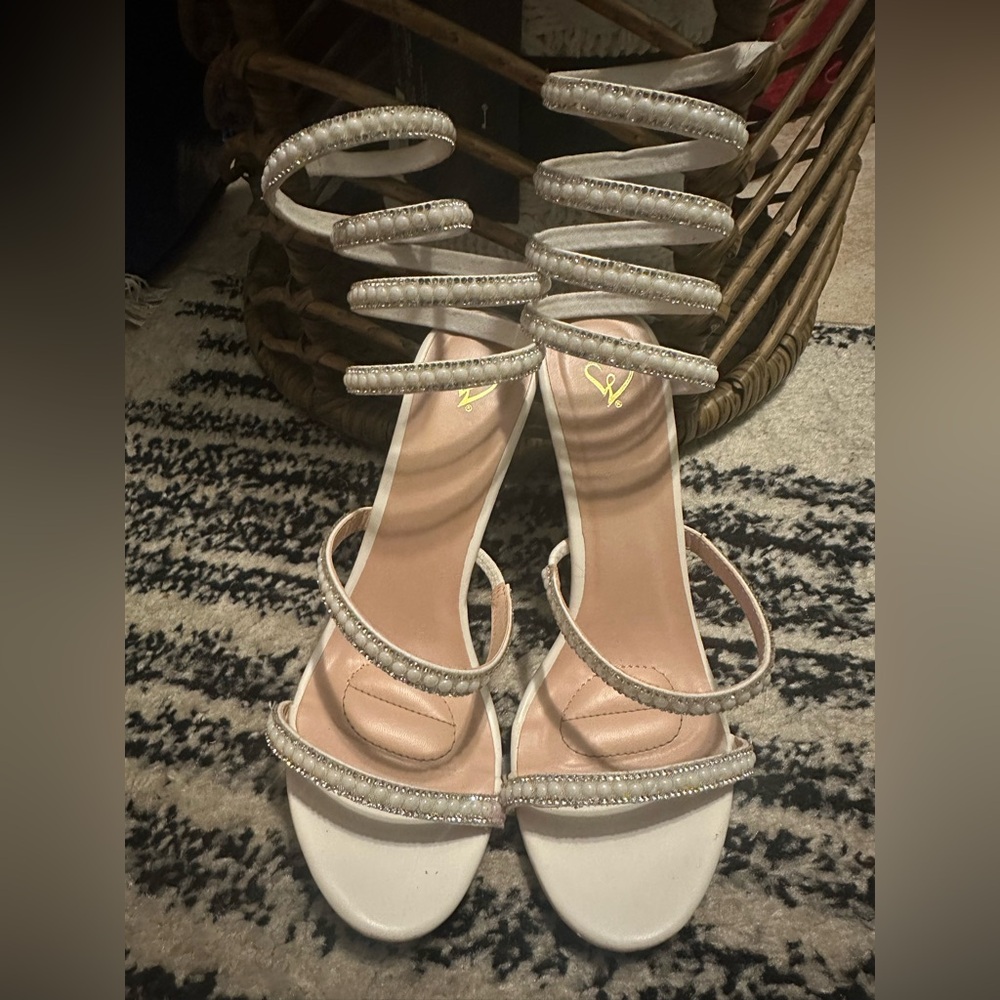 Pearl Designed Heels-Windsor